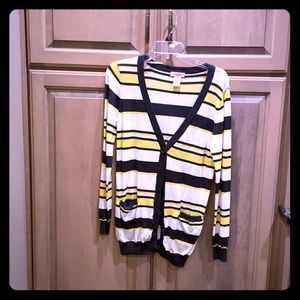 Grey/white/yellow cardigan